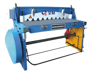 Q11機(jī)械剪板機(jī)