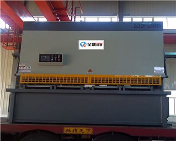 剪板機設備操作人員安全須知